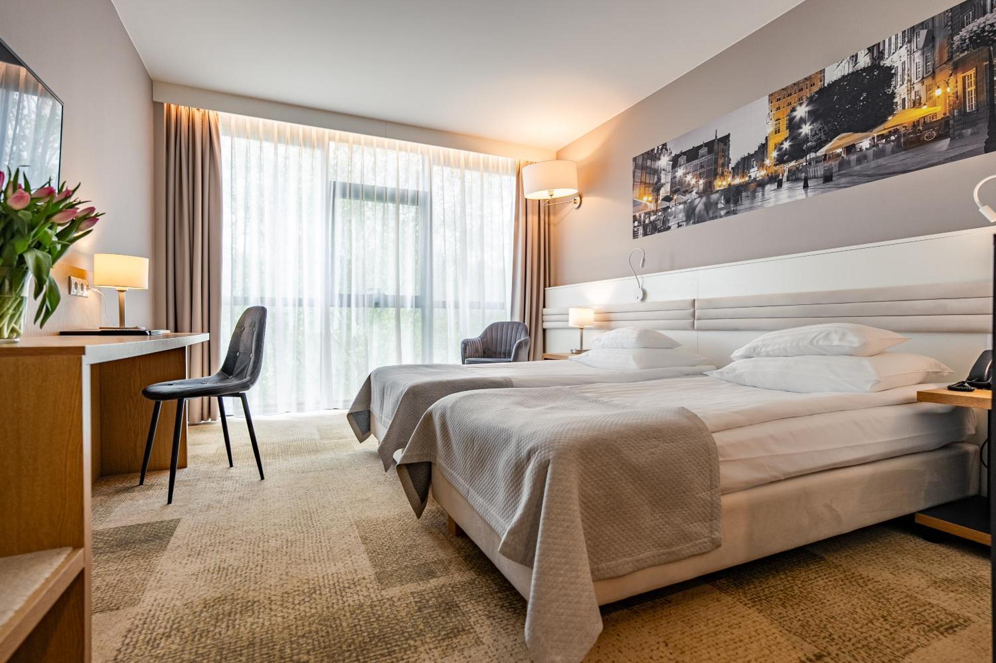 Hotel Platan 그단스크 외부 사진